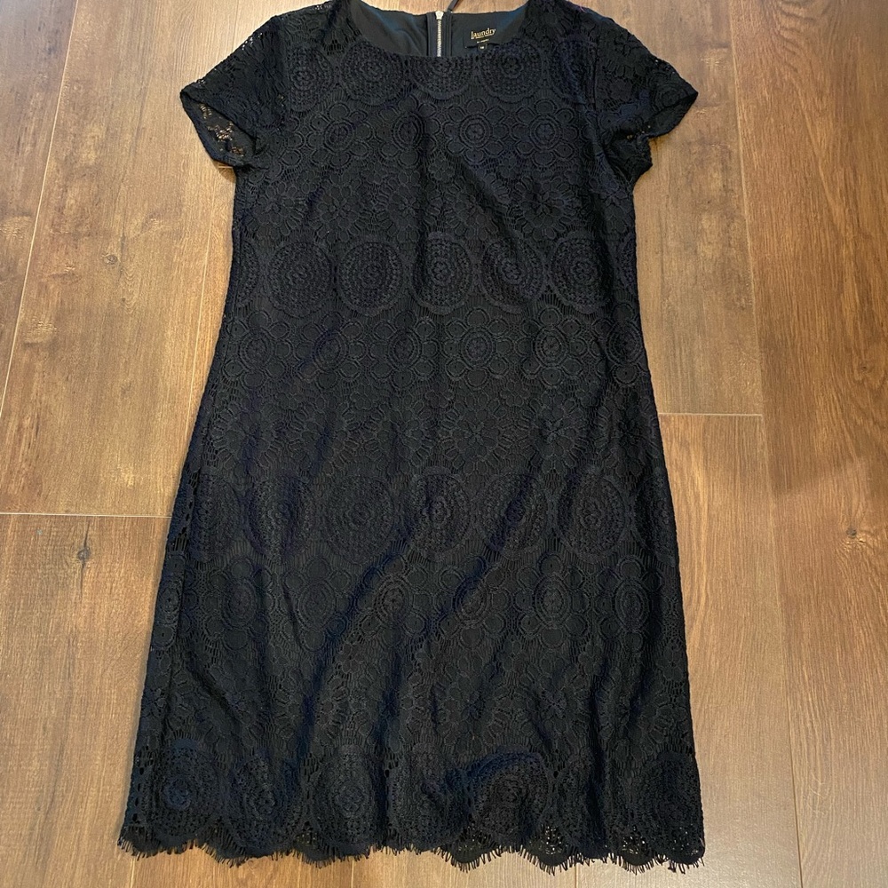 Black lace dress